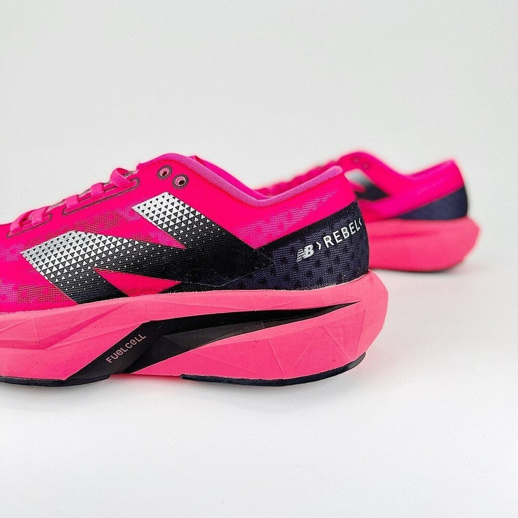 New Balance FuelCell Rebel V4 - Rosa