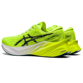 Asics NovaBlast 3 Verde fluorescente e Preto