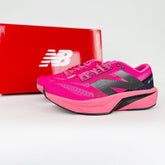 New Balance FuelCell Rebel V4 - Rosa