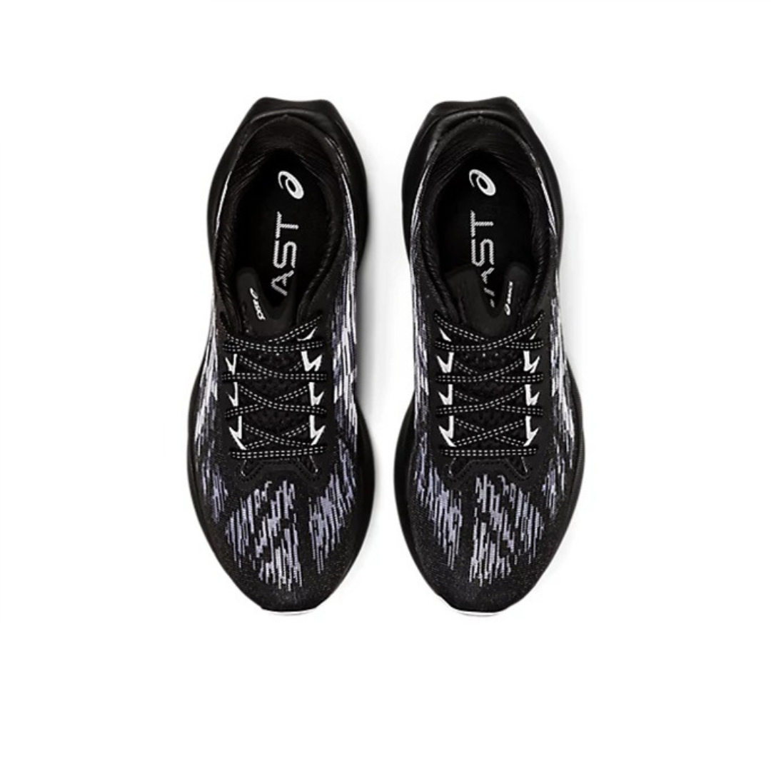 Asics NovaBlast 3 Preto e Branco