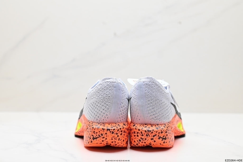 Tênis Nike ZoomX Vaporfly Next% 3 - Safari olimpic