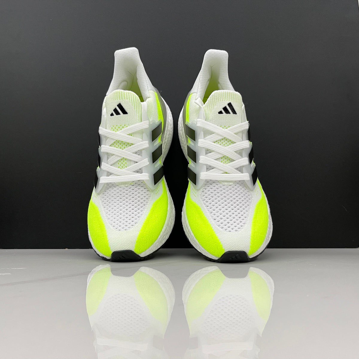 Adidas Ultraboost 5 Branco Verde Fluorescente