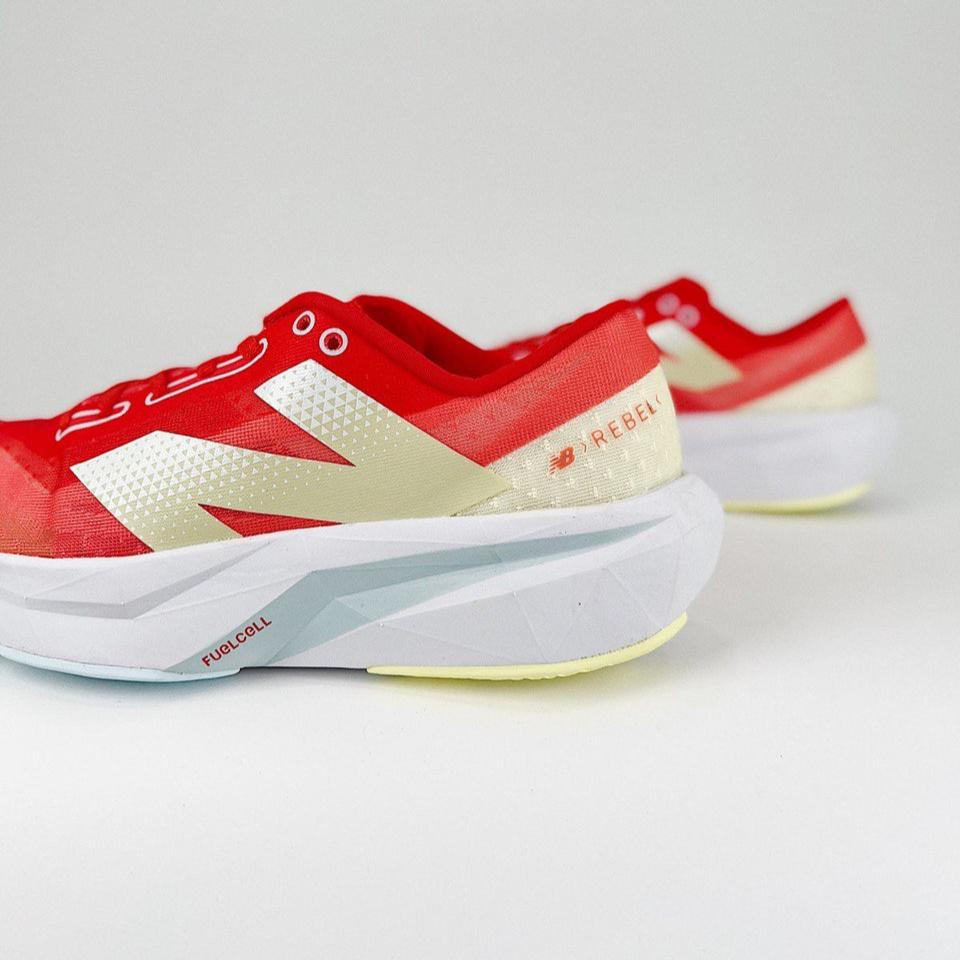 New Balance FuelCell Rebel V4 - Red/Gold