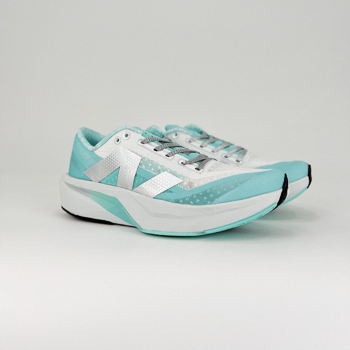 New Balance FuelCell Rebel V4 - Blue