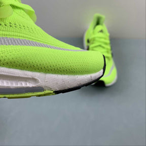 Adidas Ultraboost Light 23 Verde