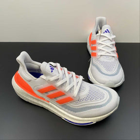 Adidas Ultraboost Light 23 Cinza com Laranja